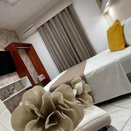 Premium Suites โอฟรีนีออน ภายนอก รูปภาพ
