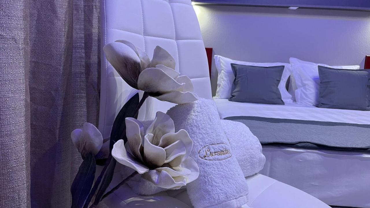 Premium Suites โอฟรีนีออน ภายนอก รูปภาพ