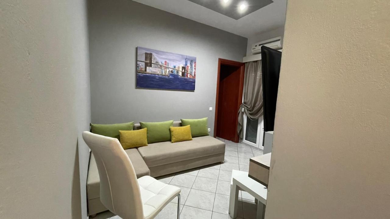 Premium Suites โอฟรีนีออน ภายนอก รูปภาพ