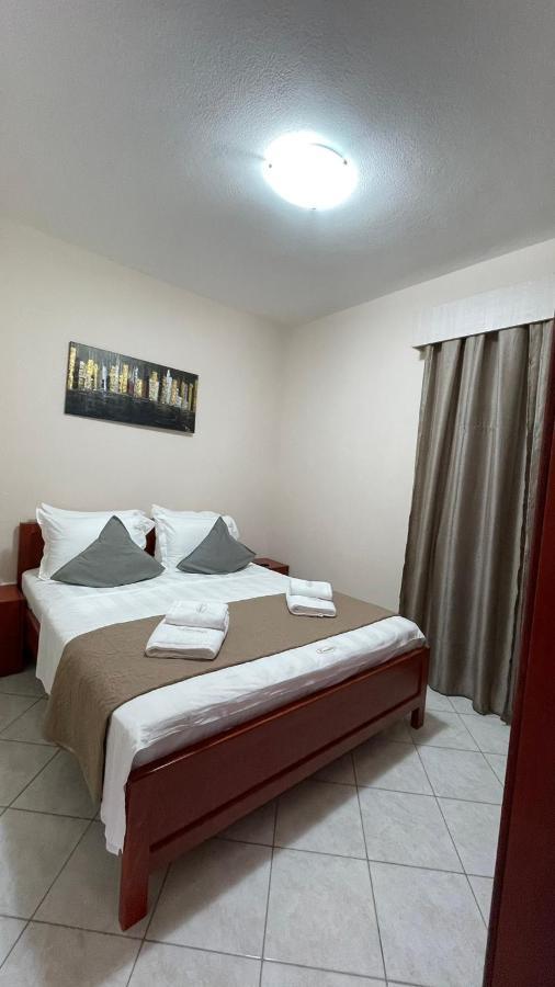 Premium Suites โอฟรีนีออน ภายนอก รูปภาพ